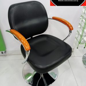 Styling barbing chair- Black